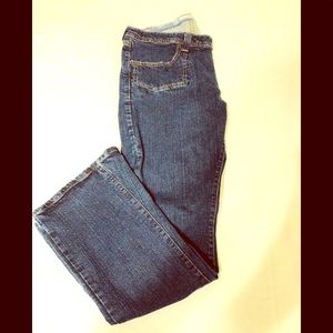 LADIES LEVI’S 542 LOW FLARE JEANS